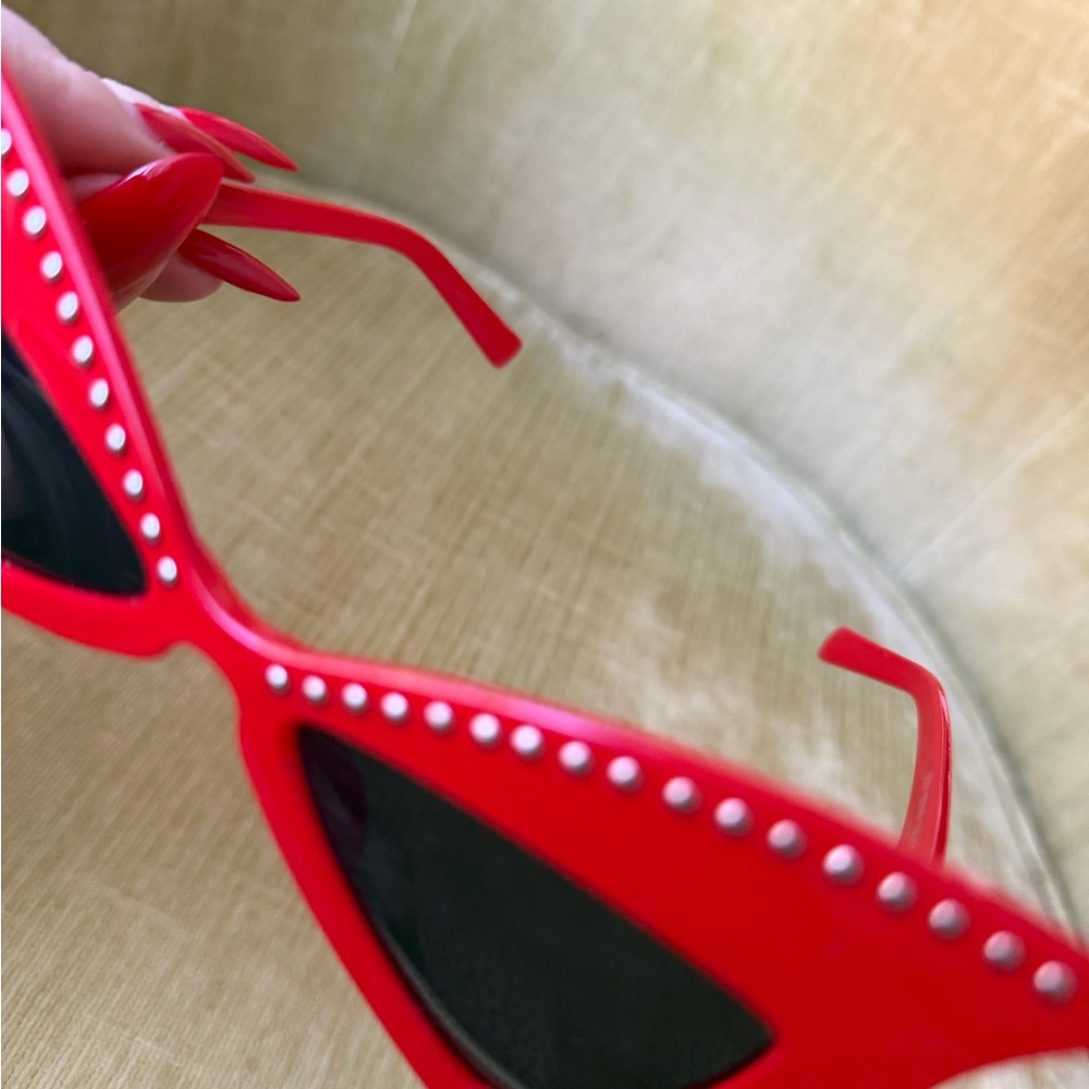 Red Cat-Eye Sunglasses with Rhinestones , new, never worn, batwing sunglasses - Picture 11 of 12
